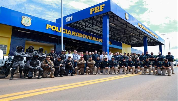 PRF de Balsas recupera carro roubado